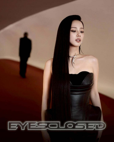 Jisoo「曖昧預告」曬神秘男影 傳新歌男主角是他