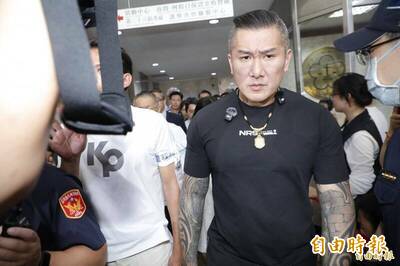 館長直播嗆「斬賴清德狗頭」  卡神楊蕙如：真的失控