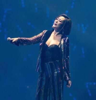 唱紅《難得有情人》  香港歌手關淑怡驚傳病危