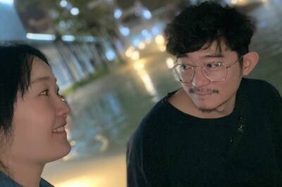 女星肚子痛到快炸裂急奔捷運站 劇情急轉彎突向鼓手老公示愛