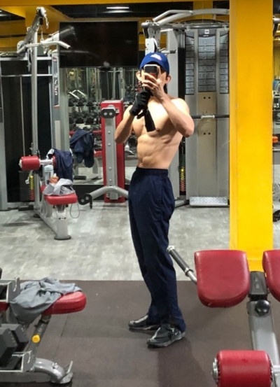 原來林宥嘉有大肌肌！驚人身材曝光：大家不用擔心