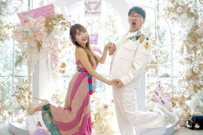 10億女神驚喜撒出70萬紅包 遭誇「比特斯拉快充還有效」