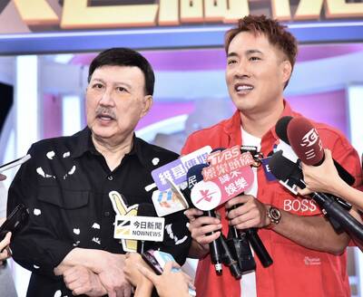 被余天嗆頭腦簡單「難怪被開槍」 館長火大開噴：你還敢提