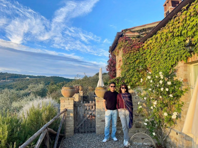 徐乃麟結婚35年義大利放閃  與愛妻合照被狂讚：男女主身材