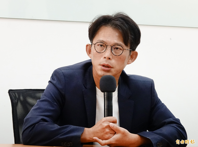 黃國昌嗆媒體寫科幻小說 作家朱宥勳不忍了激酸