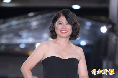 金鐘60》《影后》嚴藝文被黃迪揚氣到  紅毯白眼爆粗口