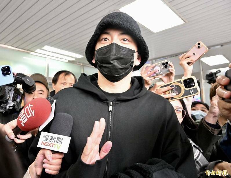 藝人閃兵連環爆 她曝全因王大陸「耍笨」害其他人被抓包！