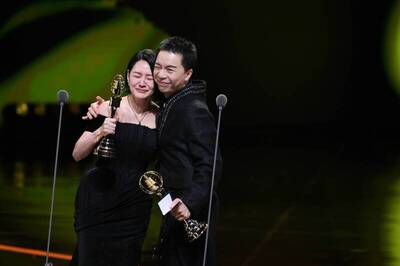 派翠克履行承諾！曬收據捐出金鐘獎金助花蓮