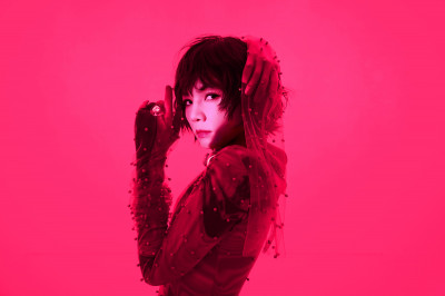 Ella預告50歲生日要「幹大事」 為一件事感到厭世