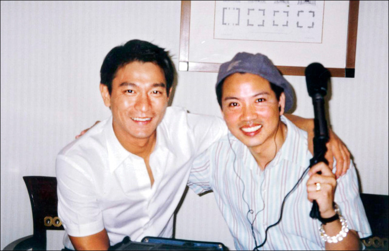 陳凱倫出新書 華仔再獻推薦序