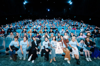 遭GD演唱會、白晝之夜包夾！《左撇子女孩》首週賣破200萬熱度超狂