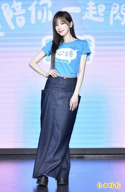 王心凌才被爆戀情！首度露面認了有「親密伴侶」