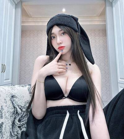 謝侑芯猝逝遺體仍在太平間 閨蜜飛抵吉隆坡擲杯獲得回應了