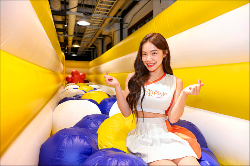 李多慧YT頻道訂閱將破百萬 嗨喊捐款慶祝