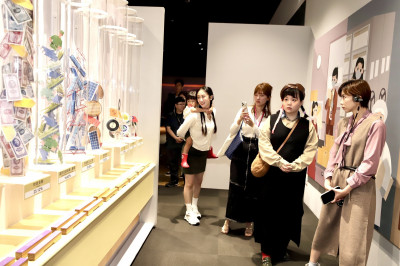 王瞳半年同居人曝光 爆他GG很大包不住「直接外露」