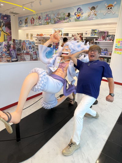 胡瓜遊新加坡成「打卡景點」曝光私人行程同遊女星