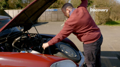 知名車商「油門全開」砸退休金展開事業新冒險！靠經典老車開啟人生新章