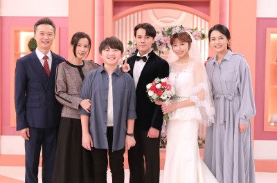 台語歌王「收賄洩密」當場被逮捕 未婚妻穿婚紗痛哭送夫入牢