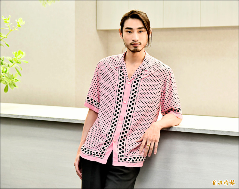 章廣辰笑言緋聞見光死 撇與9m88牽手