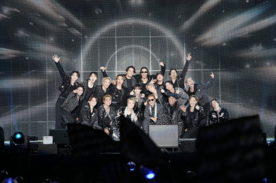 放浪兄弟8度巨蛋巡演！AKIRA問AI：我們是不是很厲害