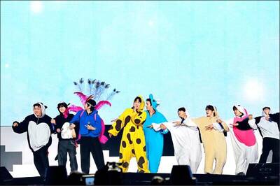 SJ東海許願「杜拜水舞」 綠委E.L.F.報告：邁邁收到了