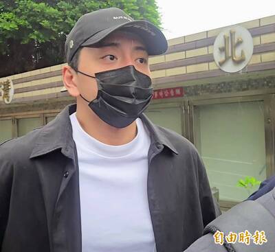 交付證件給閃兵集團冒名看診 王大陸：誠心認錯