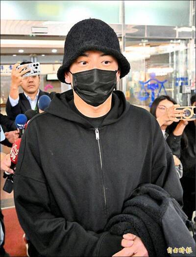 花360萬閃兵遭求刑1年 王大陸今低調出庭