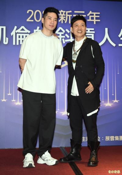 陳凱倫罹癌重生！兒心碎告白「一路不容易」版稅全捐出