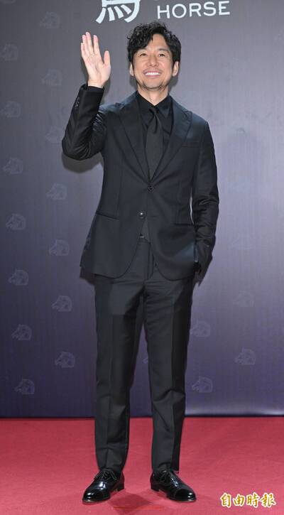 金馬62》西島秀俊竟是乾兒子!甩小島秀夫勾翁倩玉:滿好的