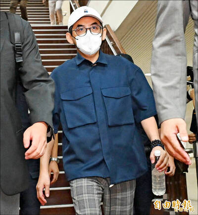 黃子佼聲稱全數和解 受害者洩內幕打臉 「並沒有」