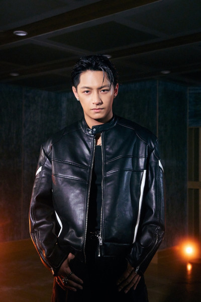 台饒傳奇回來了！滿人相隔十年登台首發嘻哈粉暴動