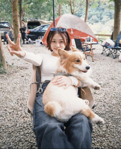 《獵魔女團》神曲《Golden》太難唱 阿福收「負評」 艾薇幫Ahyeon說話