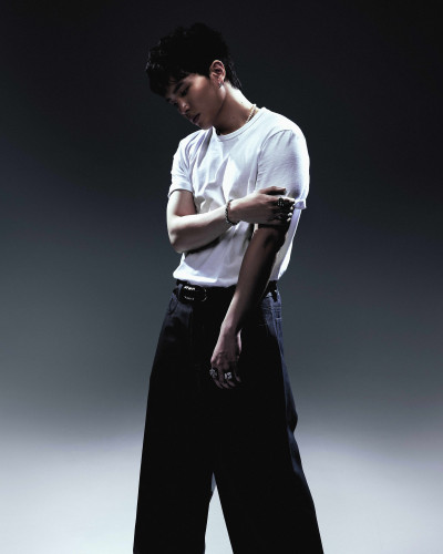 洗澡時飄出聲音...政學寫出3千萬點擊作品  動機竟是「補貼生活費」