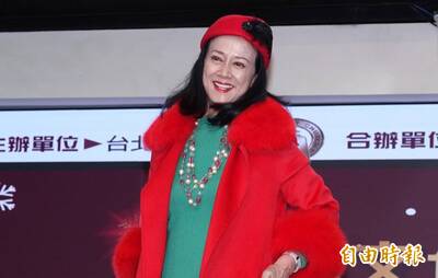 73歲湯蘭花近況曝光超凍齡！保養祕訣不藏私 不做醫美全靠按摩