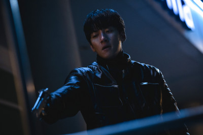 都敬秀瘋癲狂笑！池昌旭《操控遊戲》大殺四方 完結篇藏續集伏筆