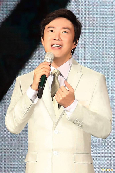 費玉清封麥6年低調助浪浪！捐百萬挺照護者 暖心親筆信曝光