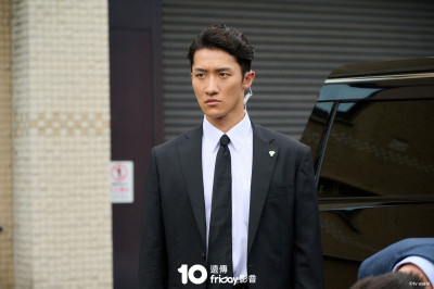 Snow Man岩本照當帥哥保鑣 喊話下次出任務：早點通知我