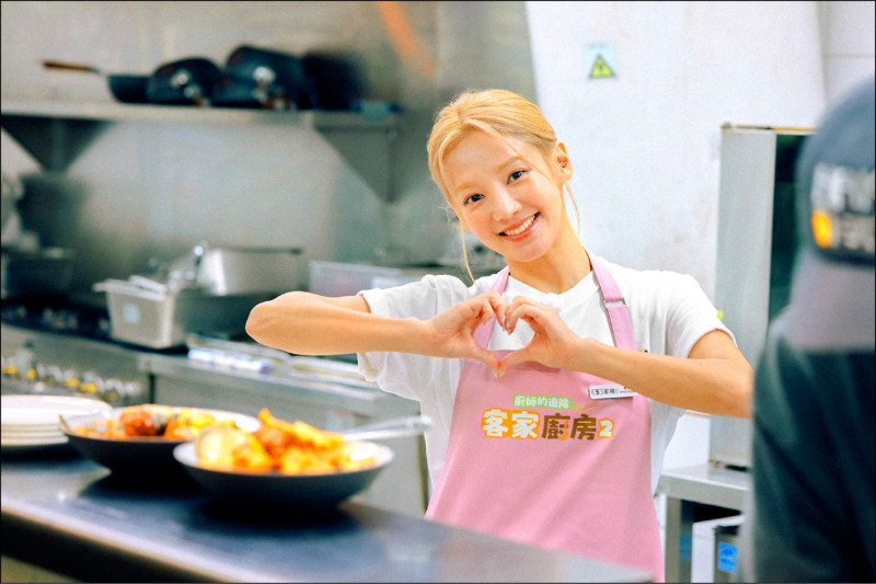 孝淵《客廚2》當二廚 遭怒吼催菜剉爆