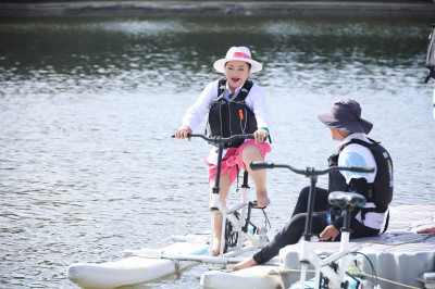 白冰冰週六收視贏胡瓜 率班底苗栗一日遊「泡澡照」曝光