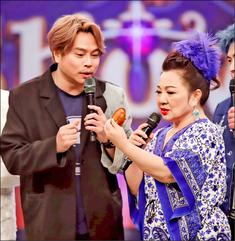 卡古轉行賣雞蛋糕 白冰冰給機會返螢光幕