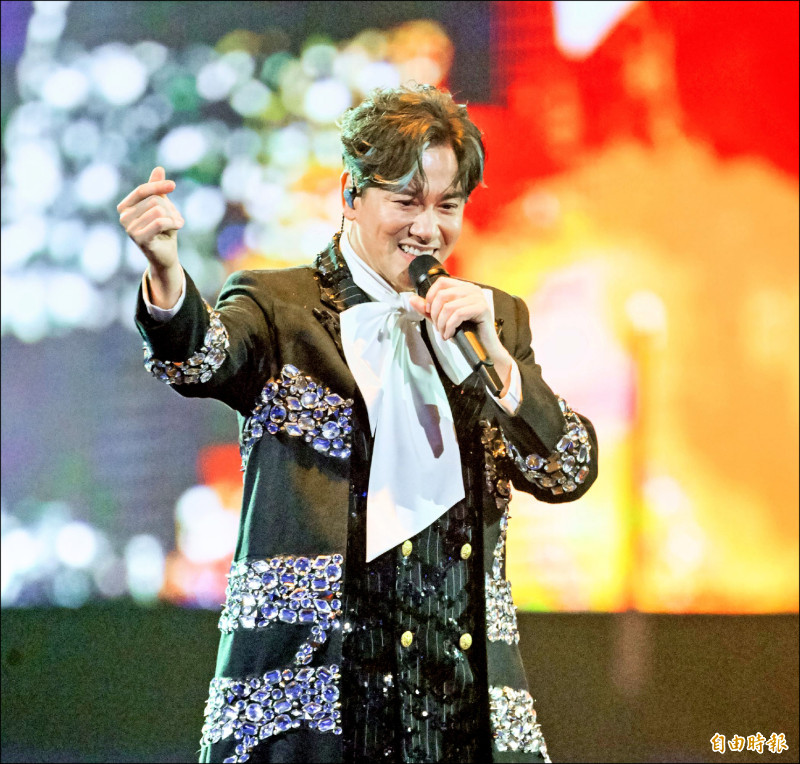 李聖傑出道26年圓夢攻蛋 開場激動卡關2分鐘
