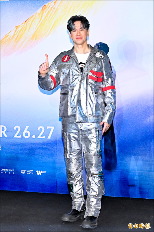 強震驚魂》李聖傑攻蛋慶功太震撼 胡瓜錄影護頭安撫現場