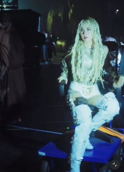 （影）蔡依林揭秘大巨蛋快閃轉場 驚人畫面曝光全網噴笑