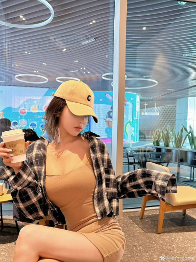 中國網美毀滅性爆料！「所有頂流都睡完了」點名7男星 鹿晗：惡意誹謗