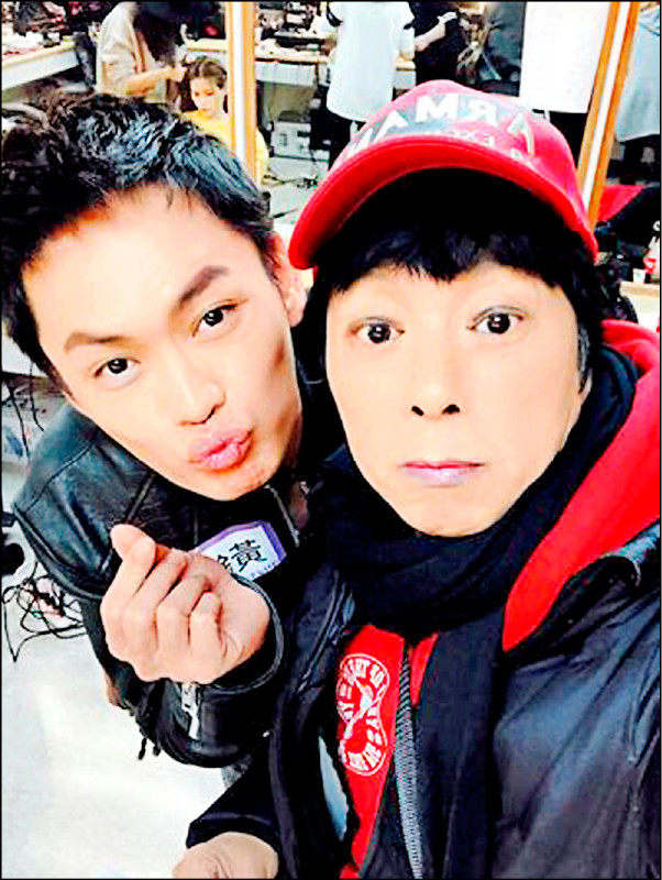 黃鐙輝淚憶互動曹西平 自曝身心亮紅燈常斷片