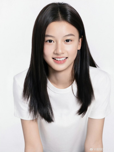15歲絕美初戀出道!激似張柏芝+Angelababay美貌曝光