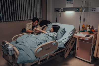 温昇豪腦瘤未解仍執刀 為女兒撐到最後一刻「妳是我最漂亮的決定」逼哭全網