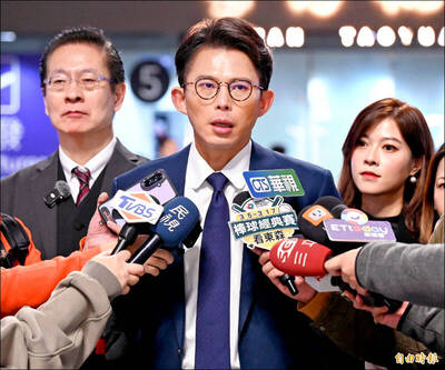 四叉貓爆黃國昌訪美前 偷看他臉書發文