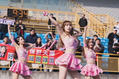 桃氣女孩應援公益路跑 李洋驚喜現身陪跑