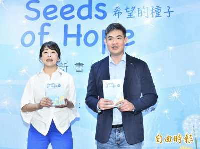 （影）昔罹癌又中風！89歲連戰近況曝 二媳婦路永佳認「夫妻拉扯」突喊想哭